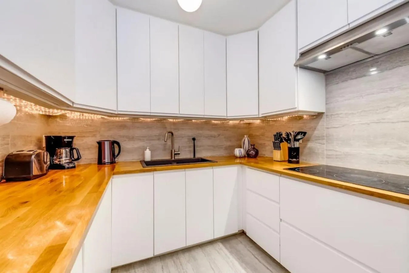 Apartment Trendy 3Br Suite In Popular Leslieville - Sleeps 6 Toronto