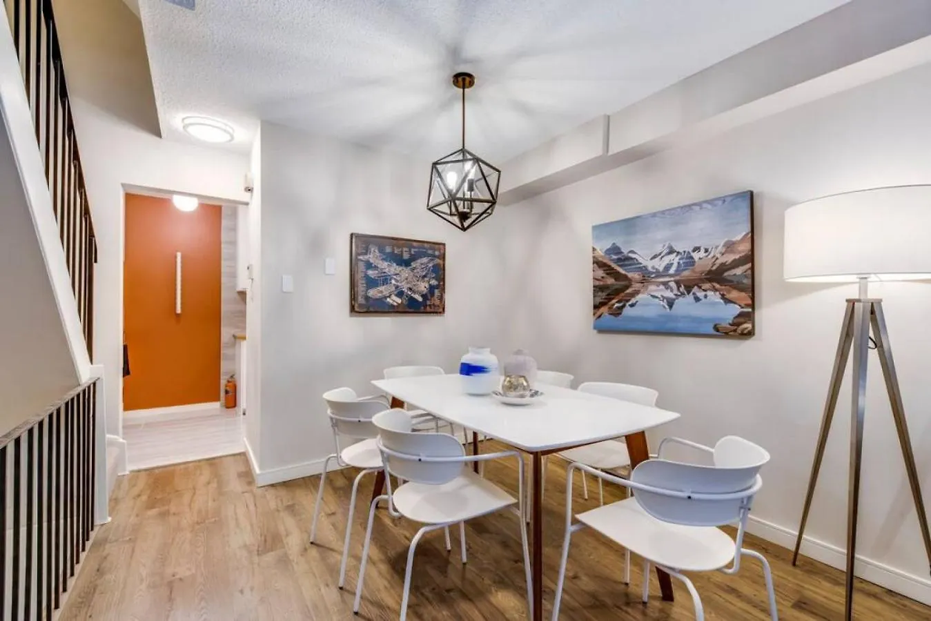 Apartment Trendy 3Br Suite In Popular Leslieville - Sleeps 6 Toronto