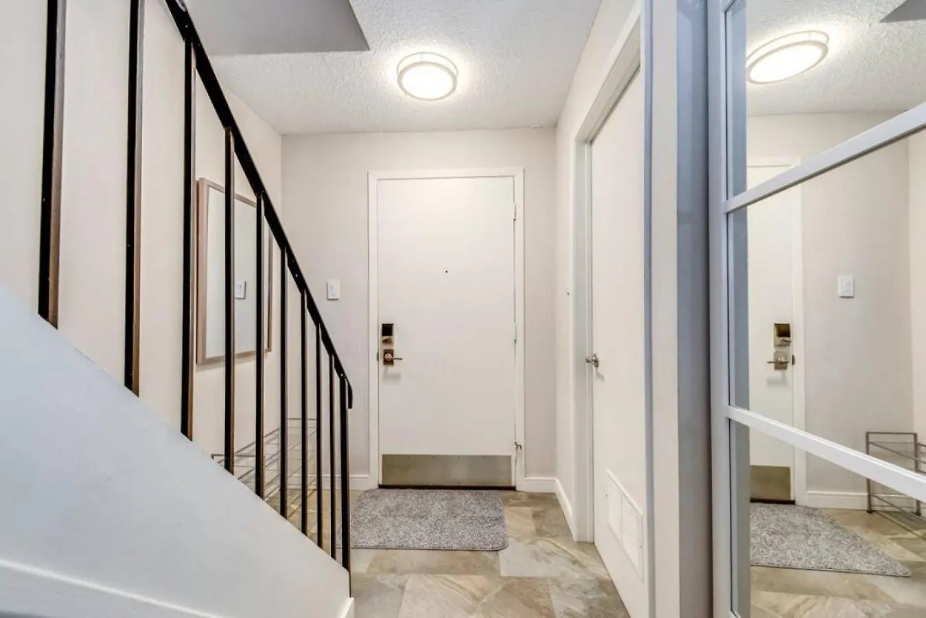 Trendy 3Br Suite In Popular Leslieville - Sleeps 6 Toronto 0*,  Canada
